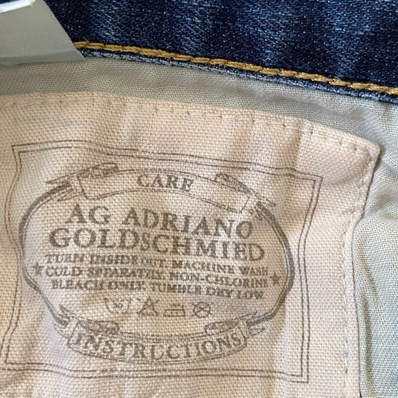 AG Adriano Goldschmied Distressed Ankle Cropped Jeans​ Size 26R - Picture 6 of 16